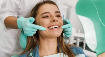 Czym są licówki porcelanowe? Jakie efekty można nimi uzyskać?