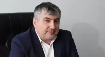 Dyrektor kaliskiego szpitala o problemach placówki i zarobkach lekarzy