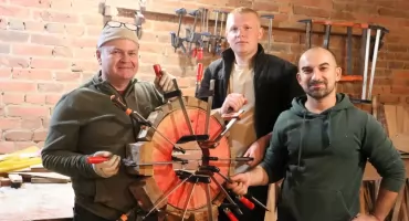 Bębny i basy kaliskie – warsztaty budowy instrumentów ludowych