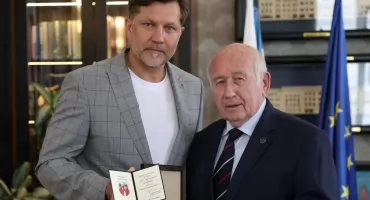 Profesor Wojciech Cichy uhonorowany odznaką Honorowy Przyjaciel Kalisza