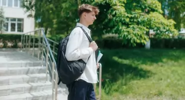 Matura czy zawód? Dlaczego coraz więcej uczniów chce mieć obie możliwości     