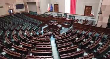 Gdyby wybory odbyły się teraz... Bardzo dobry wynik obu Konfederacji